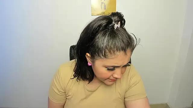 TiffanyAmazing from StripChat
