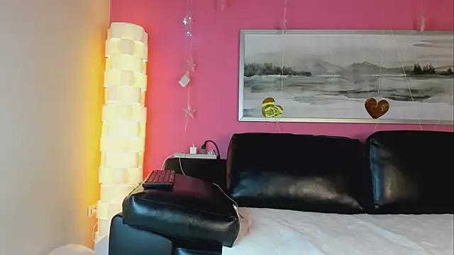 Tiffanysurez_ from StripChat