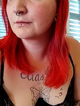 TiffiChantiT2 from StripChat