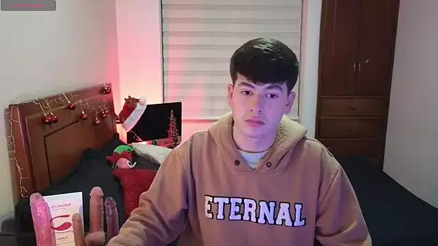 Photos of tightncuteass from StripChat is Freechat