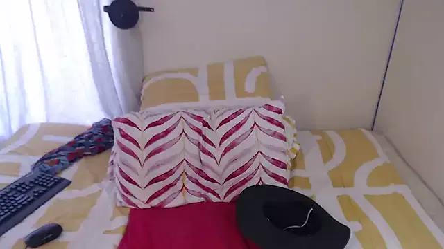 Tillah87 from StripChat