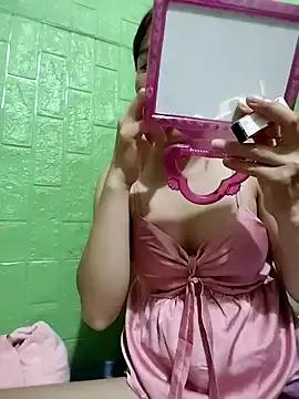 Tin_tanny from StripChat is Freechat