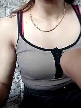 Tina_xx8 from StripChat is Freechat