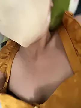 Tini_ee from StripChat