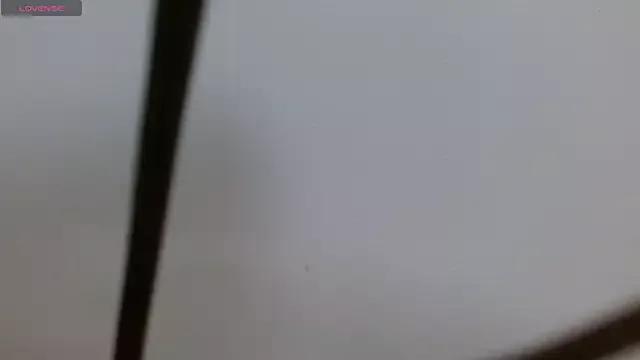 tinisweet from StripChat