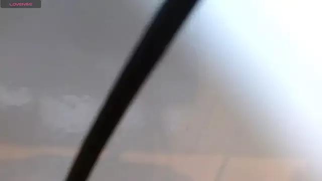 tinisweet from StripChat
