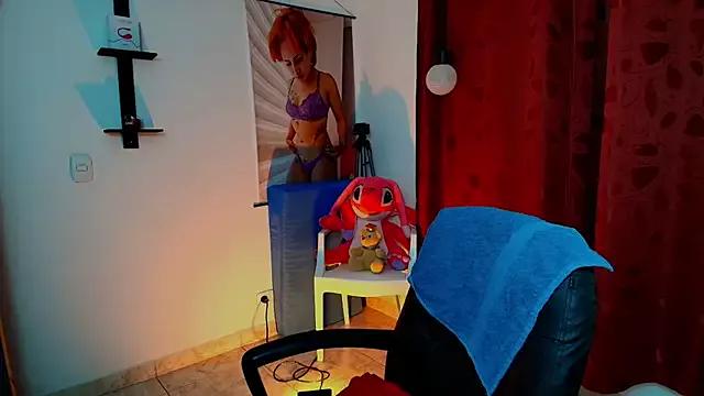 TinnaDawsom from StripChat