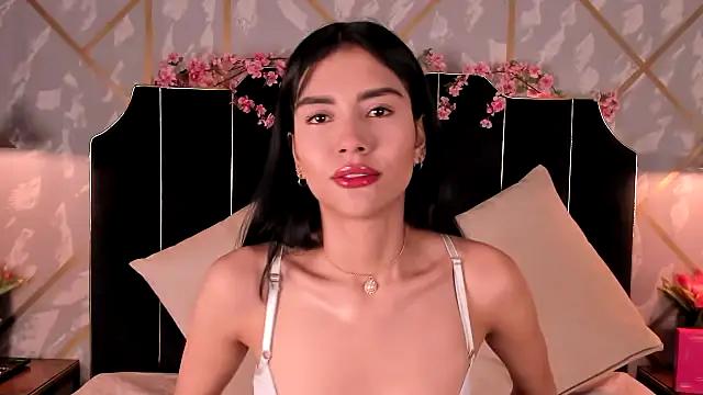 TinnyEngel from StripChat
