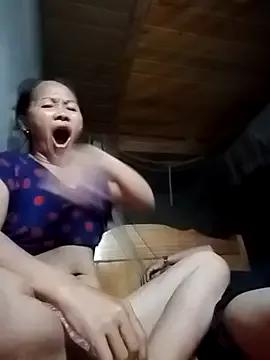 TinTin321 from StripChat