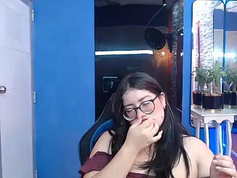 Tiny_prg from StripChat is Freechat