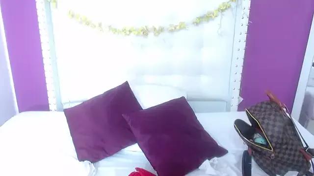 tiny_sarah1 from StripChat is Freechat