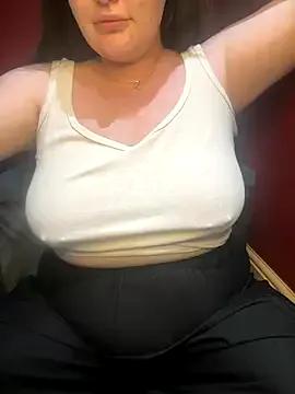 tit_quueen from StripChat