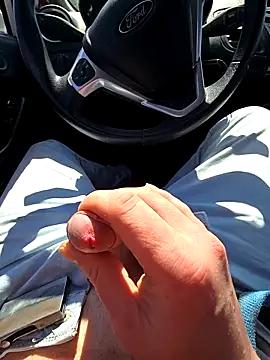 Titanhoott from StripChat