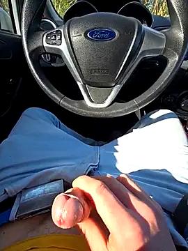 Titanhoott from StripChat