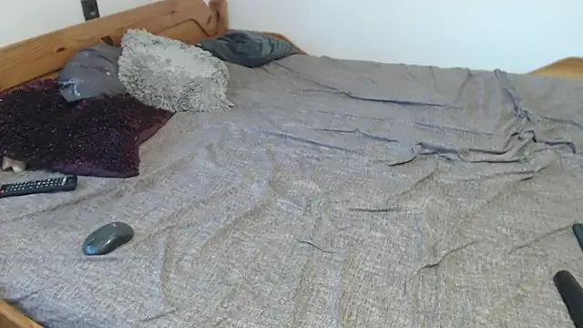 Titanilla39 from StripChat
