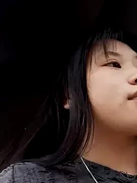 Tnhuy1 webcams show profile image 