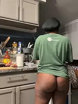 tokyopetitexx from StripChat is Freechat