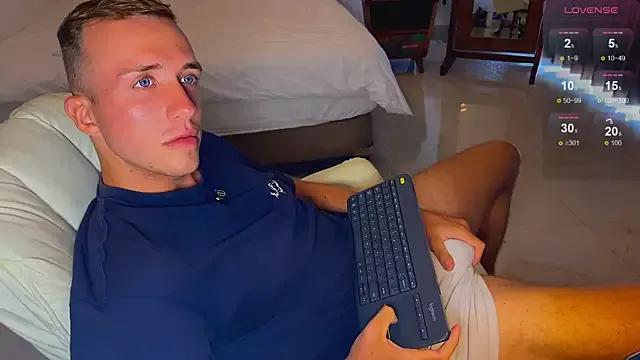tommy_cumfinger from StripChat