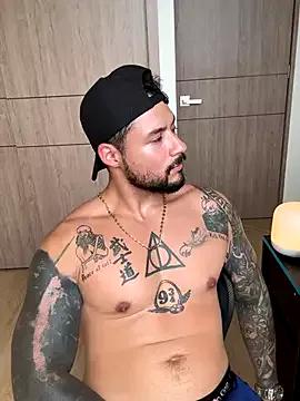 TommyCruz from StripChat is Freechat