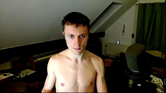 tomtimon11 from StripChat is Freechat