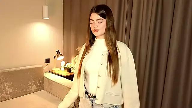 ToniBishop from StripChat is Freechat