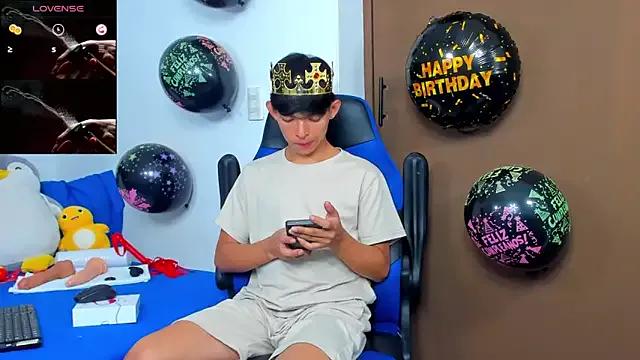 Tonny_twink_ from StripChat