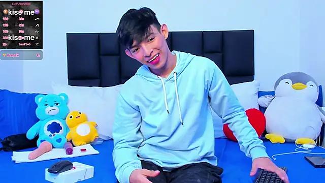 Tonny_twink_ from StripChat