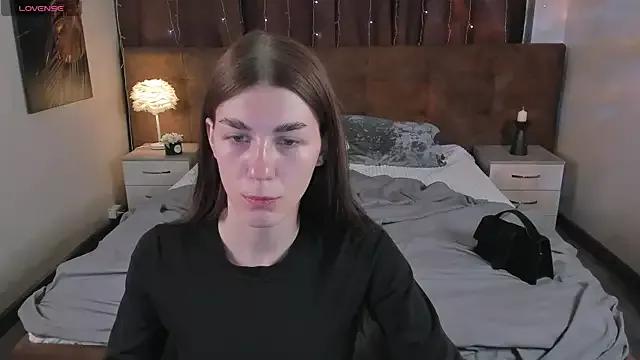 toooyour from StripChat