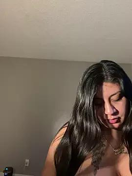 tooprettypatricia from StripChat