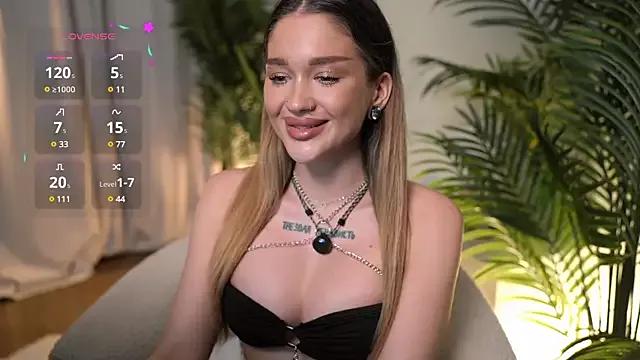 ToxicRoxyX from StripChat is Freechat
