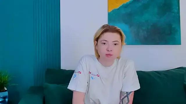 TracyCurtis from StripChat is Freechat