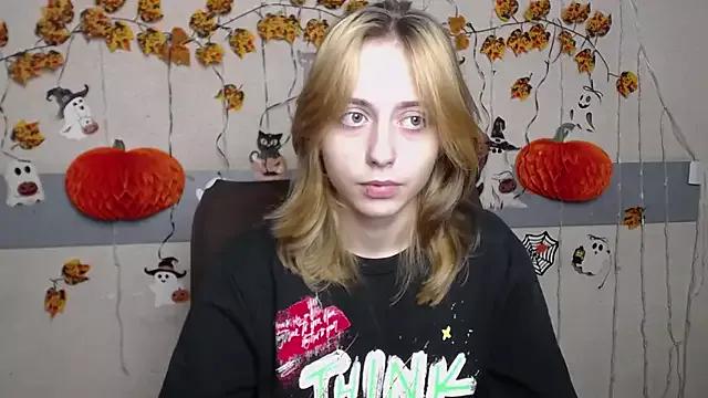 TracyLll from StripChat is Freechat