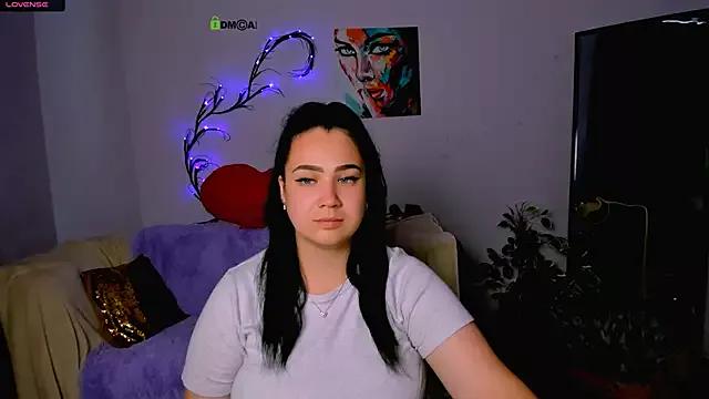 trisha_peach from StripChat is Freechat
