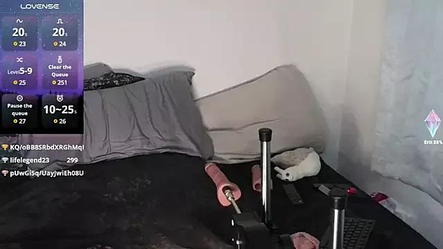 TsSnailGirl69 from StripChat