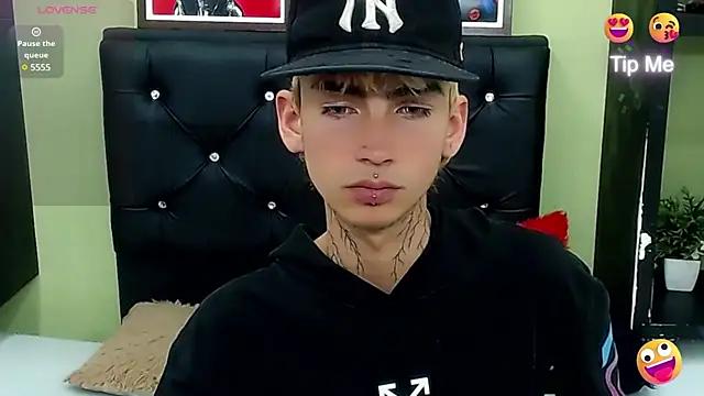 ttimy_x_boy from StripChat