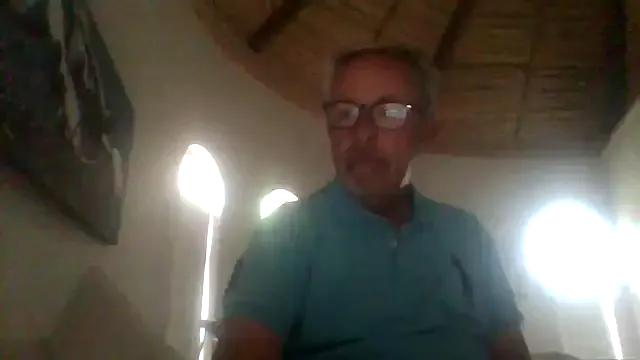 tuggy59 from StripChat