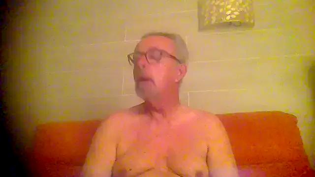 tuggy59 from StripChat