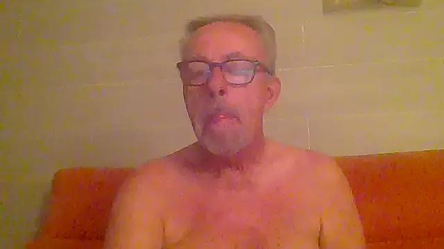 tuggy59 from StripChat