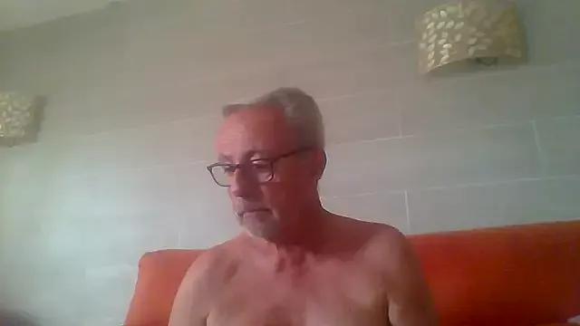 tuggy59 from StripChat