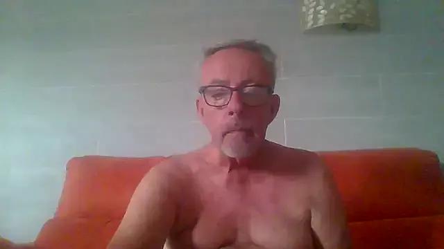 tuggy59 from StripChat