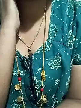 tuttifrutti17 from StripChat