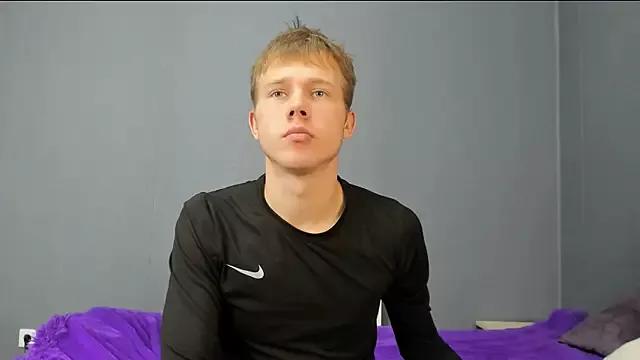 tvelweek from StripChat is Freechat