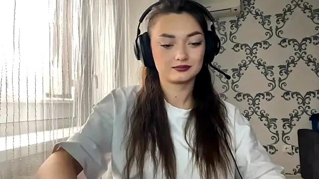 TwotyBright from StripChat is Freechat