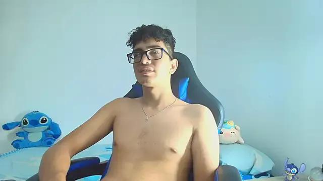 TylerWhite_ from StripChat is Freechat