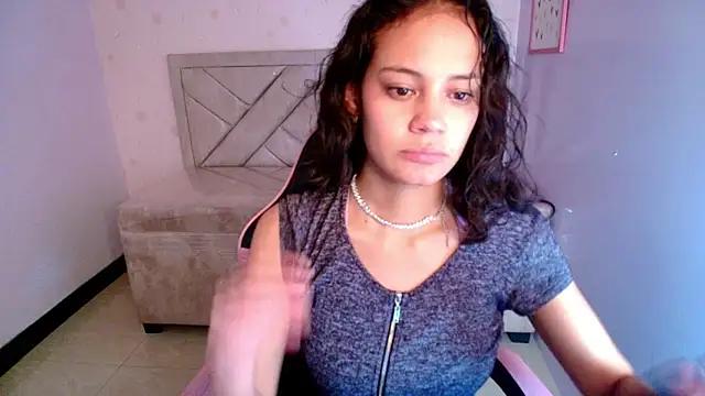 Tyna_ch webcams show profile image 