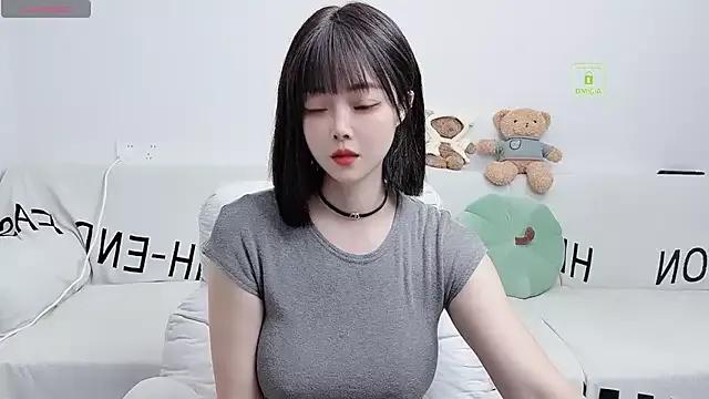Uikyy1 webcams show profile image 