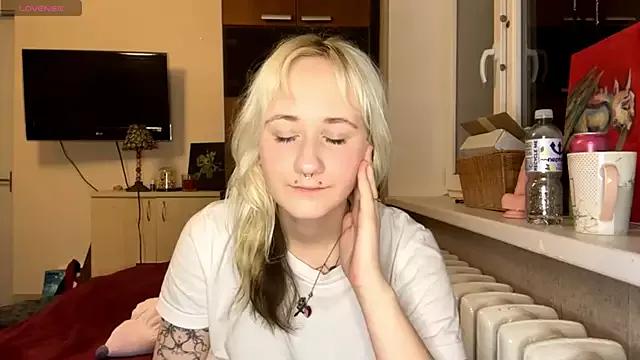 Ulemonala_Cute from StripChat is Freechat