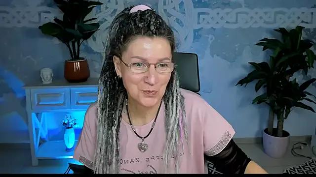 UmaSpace from StripChat is Freechat