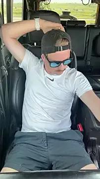 uncut_luke from StripChat