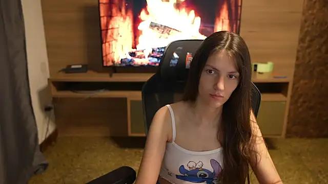 upssnowy from StripChat